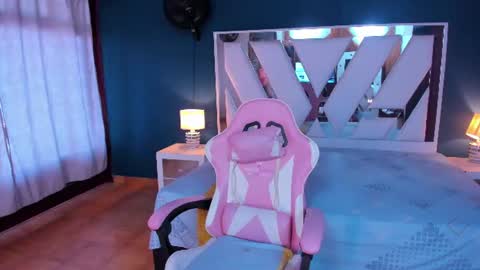  Linda  online show from July 15, 7:30 pm