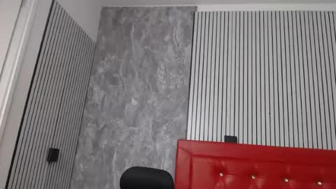 Linda online show from June 15, 11:56 am