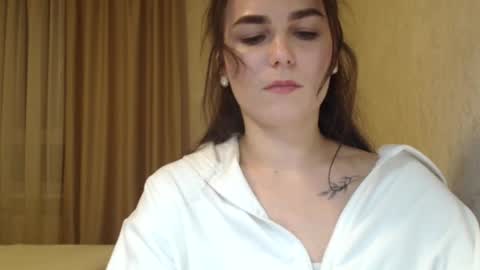 Linda online show from March 7, 8:39 pm