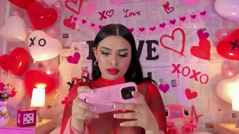 Linda Fosterr online show from February 13, 8:38 pm