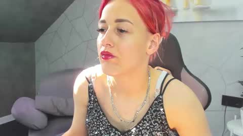 Snapshot of linda_jonys chatting on June 9, 8:59 am Linda online show from June 9, 8:59 am