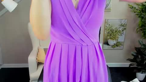 Linda online show from August 3, 9:15 am