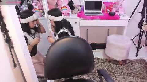 Snapshot of linda_milleer_ chatting on November 16, 6:30 am Lindaa maria online show from November 16, 6:30 am