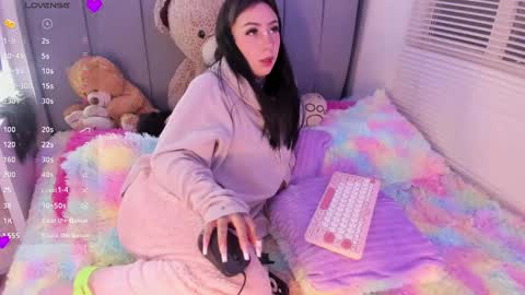 Snapshot of linda_milleer_ chatting on January 18, 5:11 am Lindaa maria online show from January 18, 5:11 am