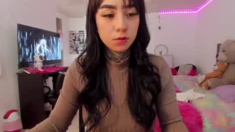 Snapshot of linda_milleer_ chatting on August 3, 9:07 pm Lindaa maria online show from August 3, 9:07 pm