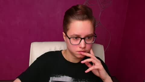 Linda online show from February 23, 6:45 pm