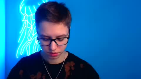 Linda online show from March 11, 6:21 am