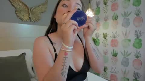 linda_montoya online show from July 11, 12:19 pm