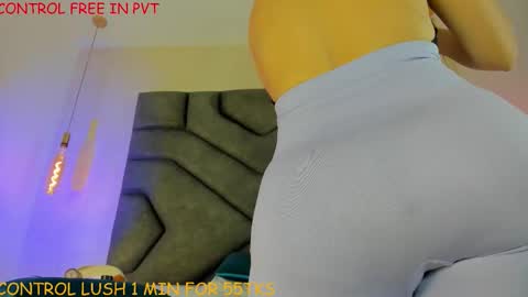 Linda Saenz online show from November 19, 11:43 am