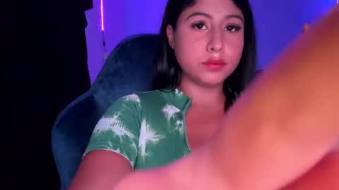 Snapshot of linda_sanchez chatting on February 25, 3:09 am linda online show from February 25, 3:09 am