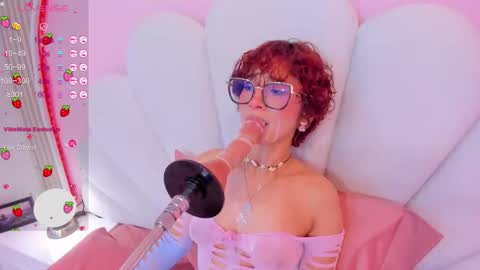 linda_sofi__ online show from March 2, 6:27 am