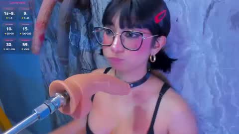 linda_sofi__ online show from June 14, 2:24 am