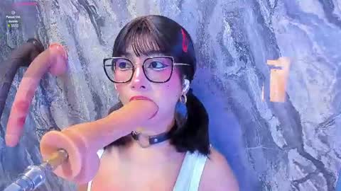 linda_sofi__ online show from June 24, 7:46 pm