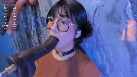linda_sofi__ online show from July 10, 8:55 pm