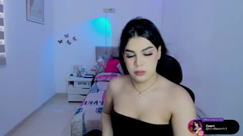 Snapshot of linda_zaam8386 chatting on November 15, 4:25 pm online show from November 15, 4:25 pm