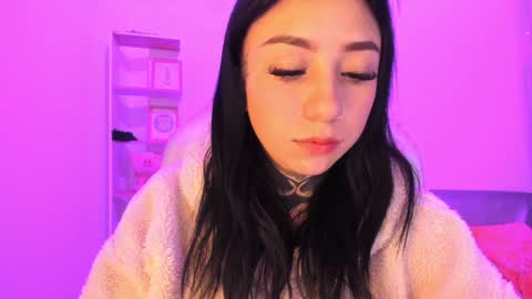 Snapshot of lindaa_miller chatting on January 18, 6:34 am linda miller online show from January 18, 6:34 am