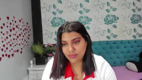 Snapshot of lindabreexlove chatting on January 18, 10:06 pm online show from January 18, 10:06 pm