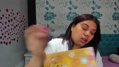 Snapshot of lindabreexlove chatting on January 20, 2:36 pm online show from January 20, 2:36 pm