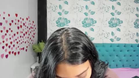 Snapshot of lindabreexlove chatting on February 8, 2:16 pm online show from February 8, 2:16 pm