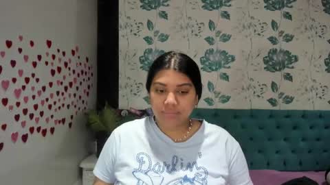 Snapshot of lindabreexlove chatting on February 9, 1:14 pm online show from February 9, 1:14 pm