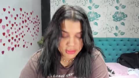 Snapshot of lindabreexlove chatting on March 5, 9:26 pm online show from March 5, 9:26 pm