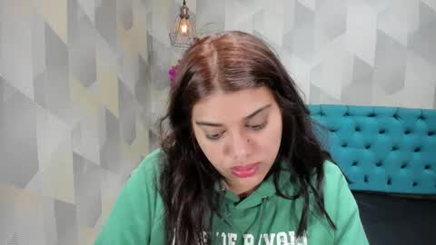 Snapshot of lindabreexlove chatting on September 16, 3:18 am online show from September 16, 3:18 am