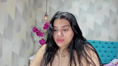 Snapshot of lindabreexlove chatting on October 8, 4:48 pm online show from October 8, 4:48 pm