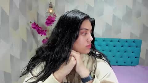 Snapshot of lindabreexlove chatting on October 20, 5:02 pm online show from October 20, 5:02 pm