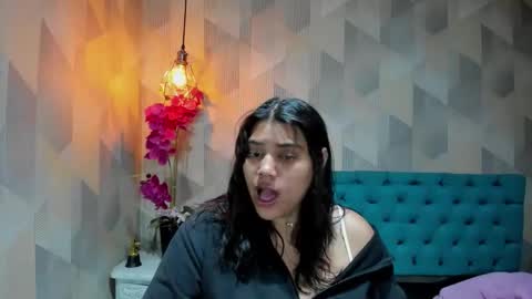    online show from February 1, 3:54 pm