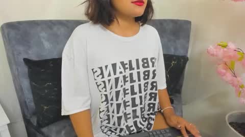 ig linda cw2 online show from March 8, 11:52 pm