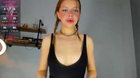 Snapshot of lindacrystalofc chatting on September 23, 4:54 pm happy new year online show from September 23, 4:54 pm