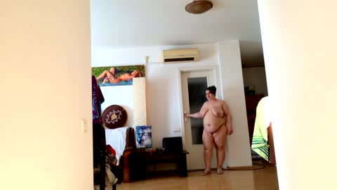 Snapshot of lindalovesexy chatting on January 23, 11:37 am Linda online show from January 23, 11:37 am