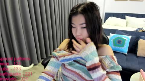 lindamei online show from October 27, 6:01 pm