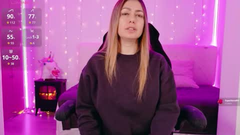 Linda  --  online show from February 15, 9:55 pm