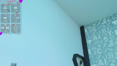  Lindsey  online show from November 3, 12:06 pm