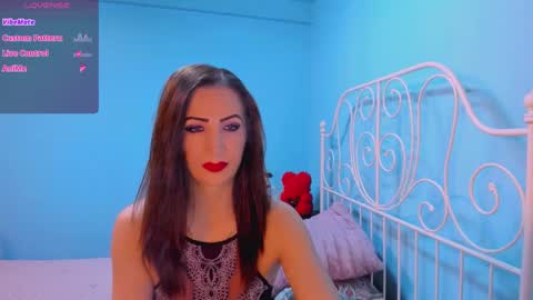 Snapshot of lindseydoll chatting on February 8, 8:42 pm Lindsey online show from February 8, 8:42 pm