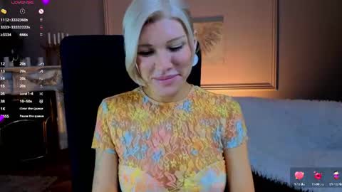 lindsi_luvviv online show from June 28, 4:46 pm