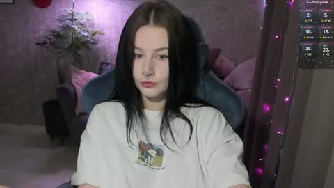Lina online show from June 24, 5:39 am