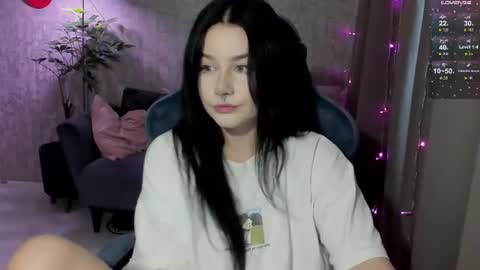 Lina online show from July 18, 7:23 am