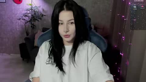 Lina online show from August 2, 5:28 am