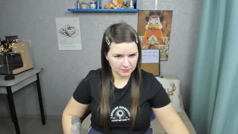 Snapshot of linerapitts chatting on December 15, 9:35 am linerapitts online show from December 15, 9:35 am