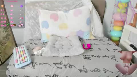 Snapshot of linhh99 chatting on December 23, 3:48 am linhh99 online show from December 23, 3:48 am