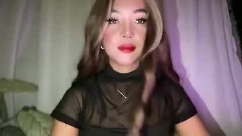 linkingqueens online show from December 4, 10:24 am