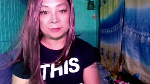 linkingqueens69 online show from June 29, 5:14 am