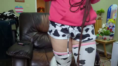 Snapshot of linzy19 chatting on January 27, 10:27 pm Linzy19 online show from January 27, 10:27 pm