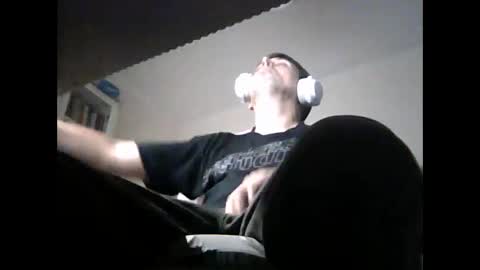 Snapshot of liongr69 chatting on January 19, 11:00 pm liongr69 online show from January 19, 11:00 pm