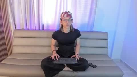 Lior evan online show from November 9, 11:41 am