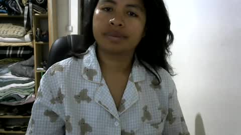 Snapshot of liora_selene chatting on June 14, 3:41 am liora online show from June 14, 3:41 am