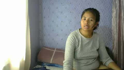 Liora selenex online show from November 19, 4:23 am