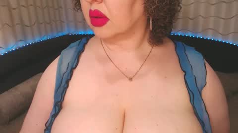 Snapshot of lipsaddiction chatting on January 11, 2:15 pm LIpsAddiction online show from January 11, 2:15 pm